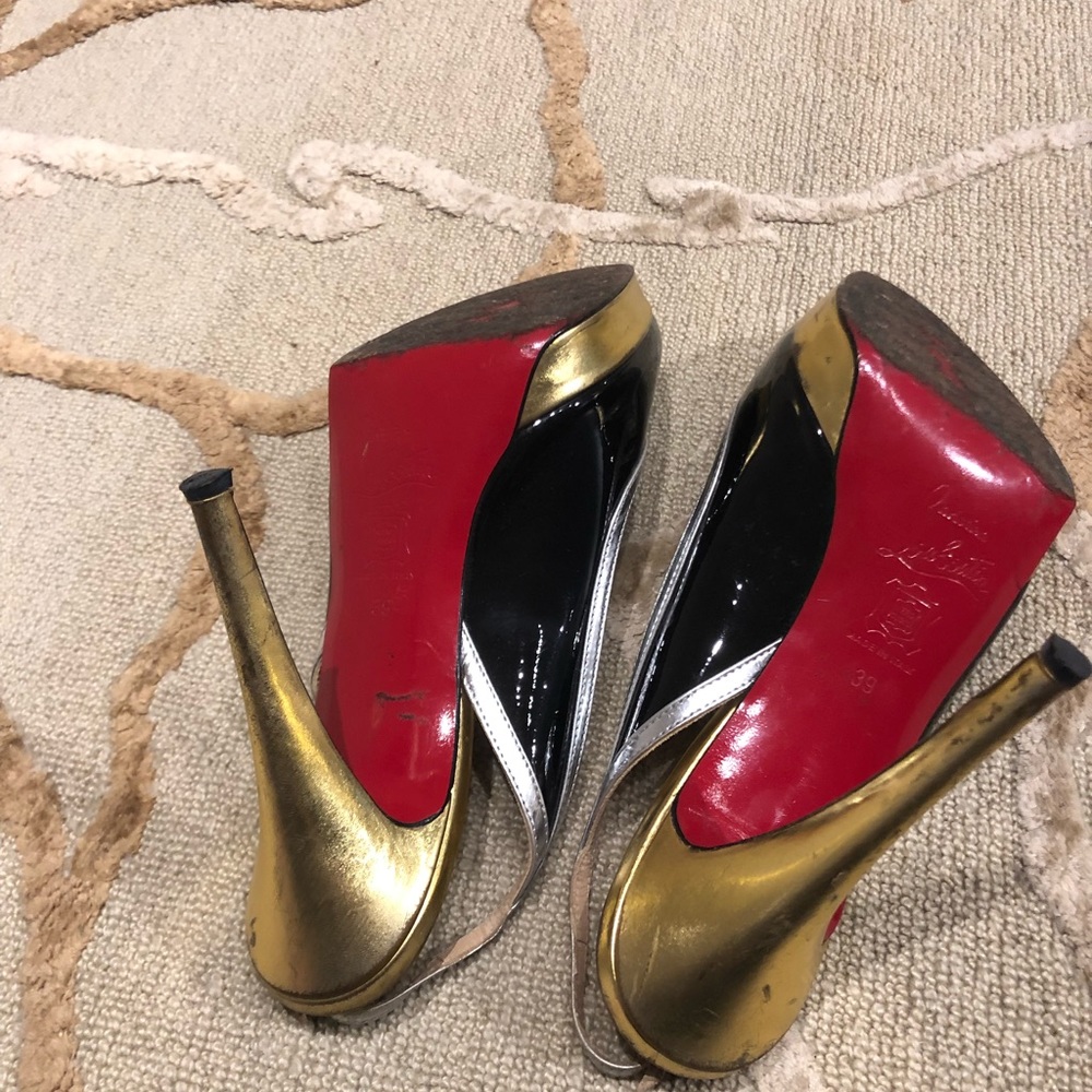 Christian Louboutin Peep Toe Slingback Sandal - Picture 3 of 5